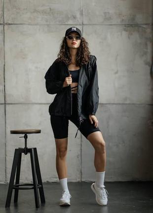 Женская куртка весенняя осенняя 42-44 46-48 (s-m l-xl) ветровка с капюшоном черная