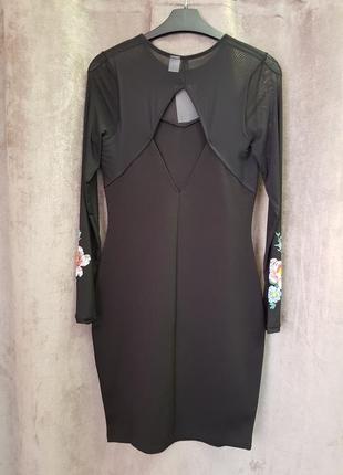 Облегающее трикотажное платье с вышивкой h&m m2 фото