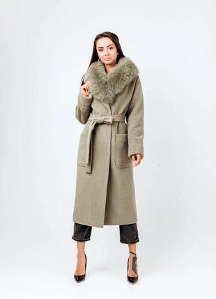 Длинное брендовое пальто из мягкой шерсти4 фото