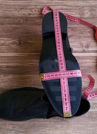 Ботинки брогированные hemsted &sons. размер 44. кожа. 9