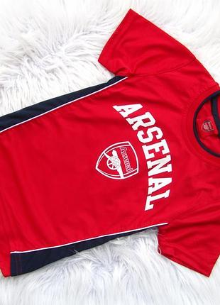 Стильная спортивная футболка arsenal