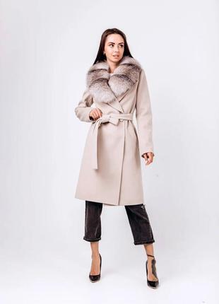 Зимнее шикарное женское пальто с мехом лисы