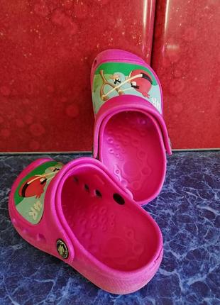 Крокси з angry birds.