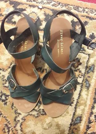 Босоножки с натуральной кожи