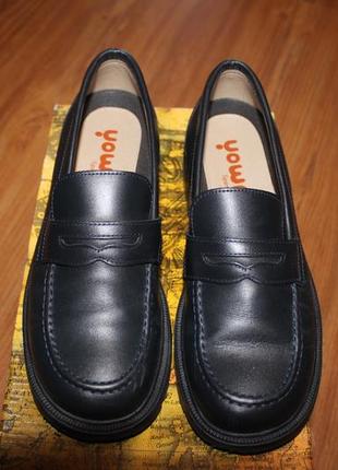 Шкіряні туфлі yowas іспанія, розмір 34, устілка 21 см