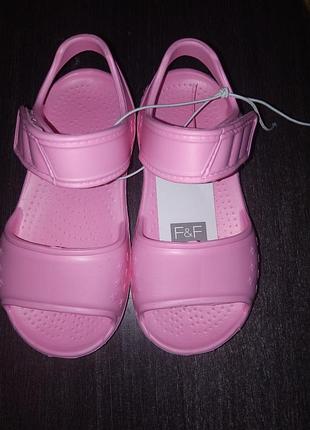Нові босоніжки f&f 30р.