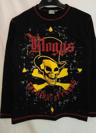 Шикарная футболка с черепом