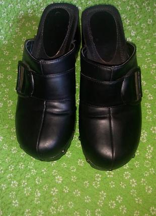 Шльопанці супер