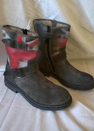 Фирменные кожаные сапоги ботинки 31р. 20,5 см., супинатор, bi key, итальялия