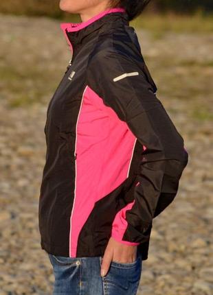 Шикарна спортивна жіноча вітровка karrimor2 фото