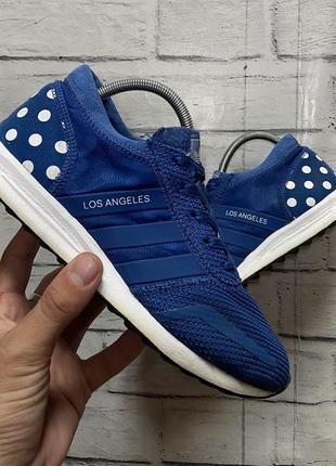 Гарні кросівки adidas los angeles
