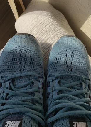 Фірмові кросівки nike zoom голубого кольору3 фото