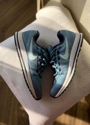 Фірмові кросівки nike zoom голубого кольору