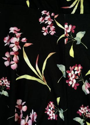 Комбинезон шортами в цветочный принт5 фото