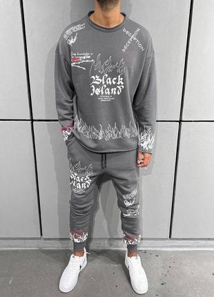 Спортивний костюм