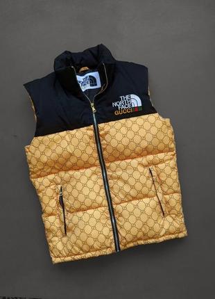 Якісна жилетка жилет тнф пуховик безрукавка tnf XL / 50 gucci