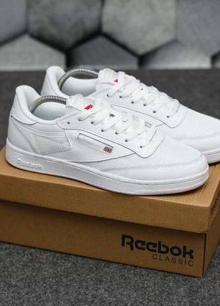 Чоловічі кросівки reebok classic білі знижка sale