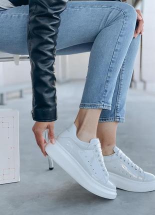 Жіночі кросівки  alexander mcqueen low white pearl 2 женские кроссовки  александр маквин