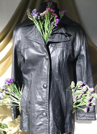 Шкіряний піджак від sam вінтажний стін враховано у ціні ☄️