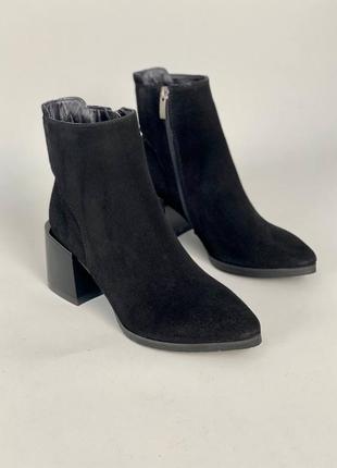 🔥ботинки женские замшевые черные на каблуке демисезонные3 фото