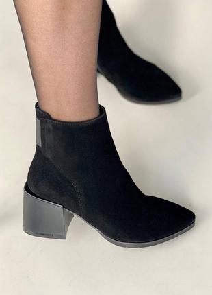 🔥ботинки женские замшевые черные на каблуке демисезонные5 фото