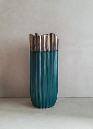 Стильна ваза з кераміки1 фото