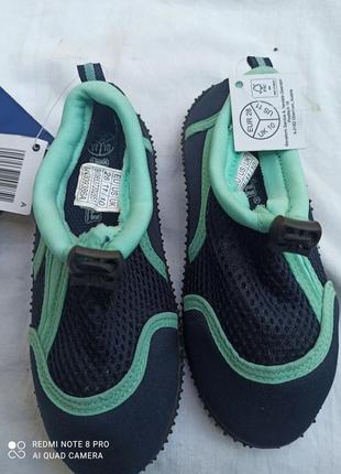 Тапочки для коралов27/10 размер стелька 16.8см