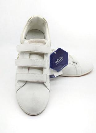 Оригінальні кеди lacoste