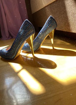 Туфлі вечірні з блискітками, стразами сині,