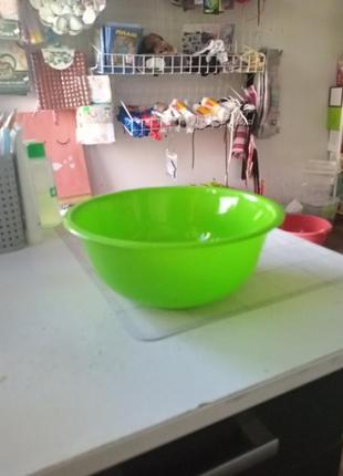 Салатник миска зелена 1,5 л 200мм