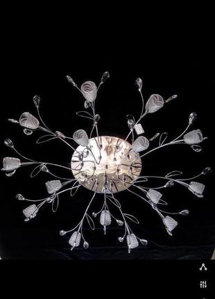 Крупная люстра со светодиодной подсветкой и пультом д.у.