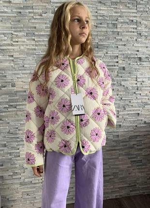 Куртка дитяча для дівчинки фірми zara / куртка в принт квітів демісезона/куртка zara.3 фото
