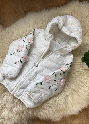 Куртка дитяча біла з квіточками