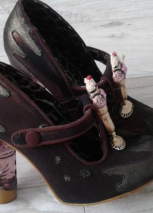 Туфли с прозрачным каблуком irregular choice