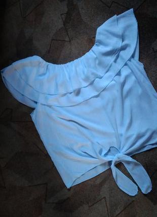 Блуза з воланами італія