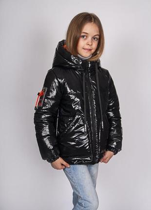 Курточка демісезонна