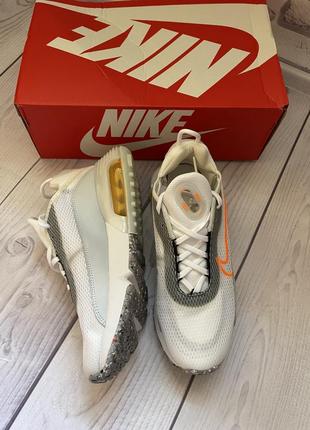 Оригінальні кросівки nike air max 2090 gs 38 розмір4 фото