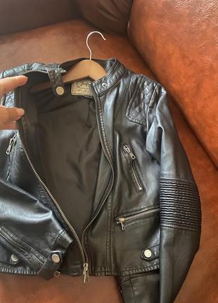 Куртка шкіряна zara