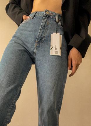 Mom джинсы zara