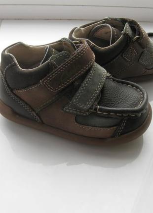 Черевики clarks,р.21-22 стелька 14см кожа