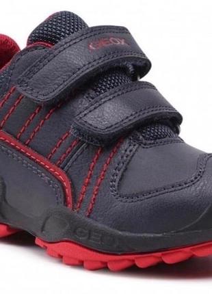 Шкіряні кросівки *geox*