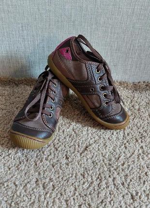 Шкіряні демісезонні черевики geox для. розмір 26, устілка 16,3 см.