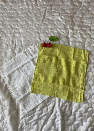 Очень красивое подарочное махровое полотенце в виде пирожного3 фото
