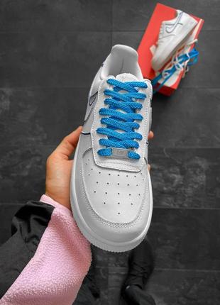 Жіночі кросівки nike air force 1 low white blue3 фото