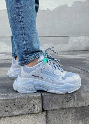 Нереальные женские кроссовки в стиле balenciaga triple s clear sole blue серо-голубые