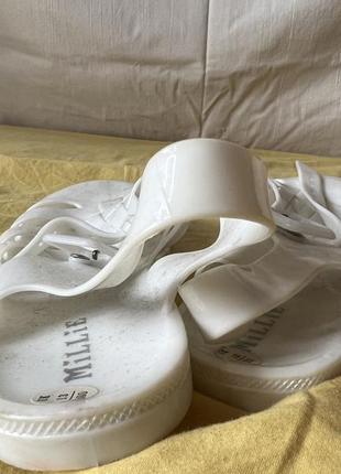 Прикольні резинові босоніжки3 фото