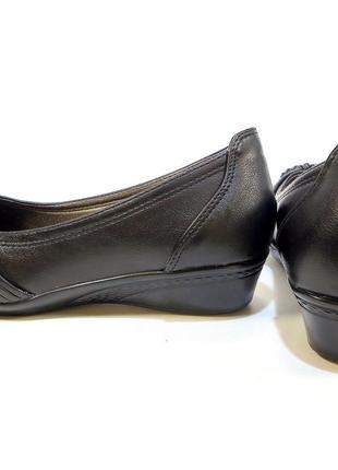 Туфли женские на танкетке, черные, комфортные и удобные. размер 36-41.5 фото