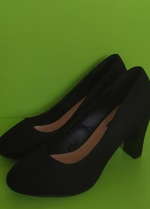 Чёрные туфли на устойчивом каблуке wide fit, 4/373 фото