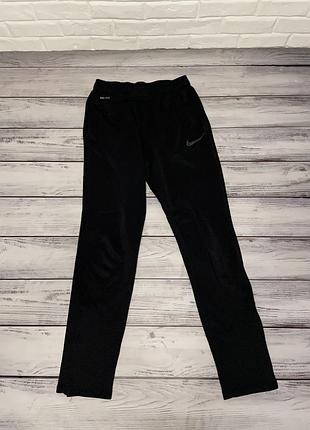 Спортивні штани nike dri-fit