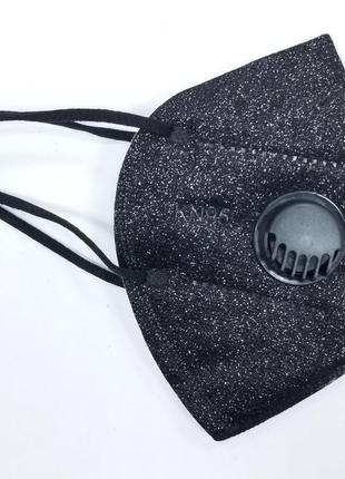 Респиратор c клапаном 4-слойный ffp2 kn95 черный с блёстками